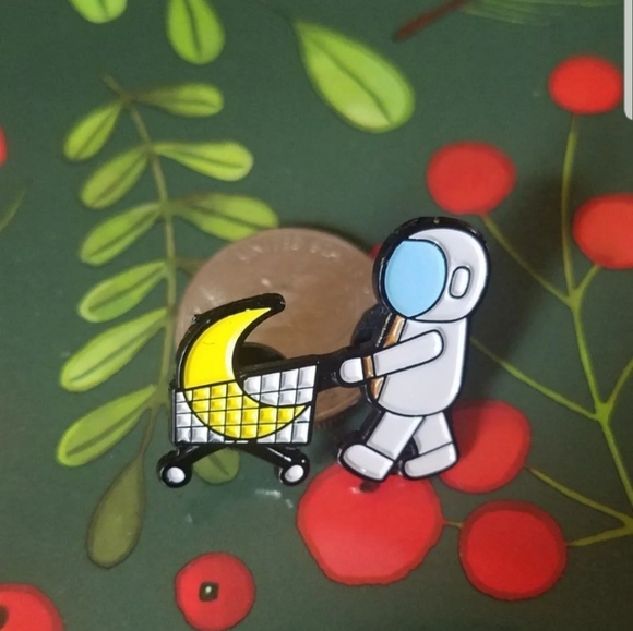 *2 for $13* Moon Shopping Astronaut Pin - Picture 6 of 6